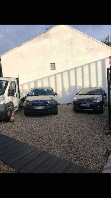 Logement Appartement Bourget Le Bourget Exterior foto